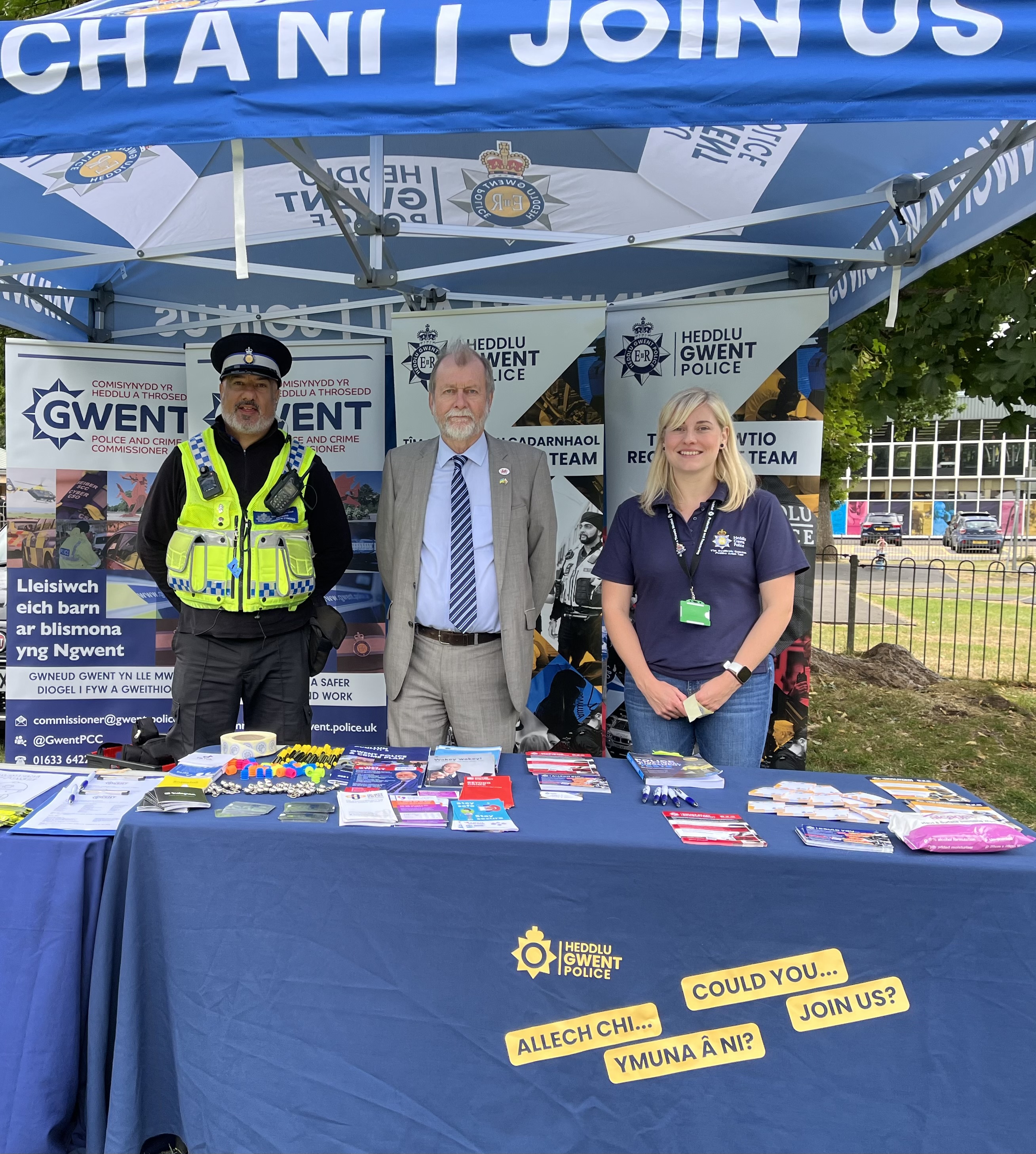 Jeff Cuthbert with Gwent Police staff