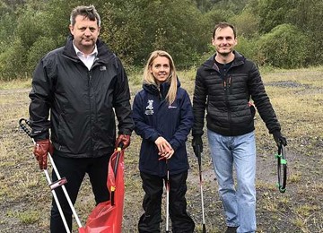 PCC Team Support Local Litter Picking Project