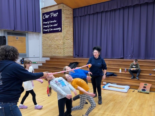 Plant yn ystod y Limbo