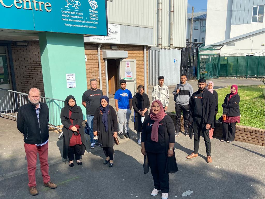 Jeff Cuthbert and Kidscare4u staff