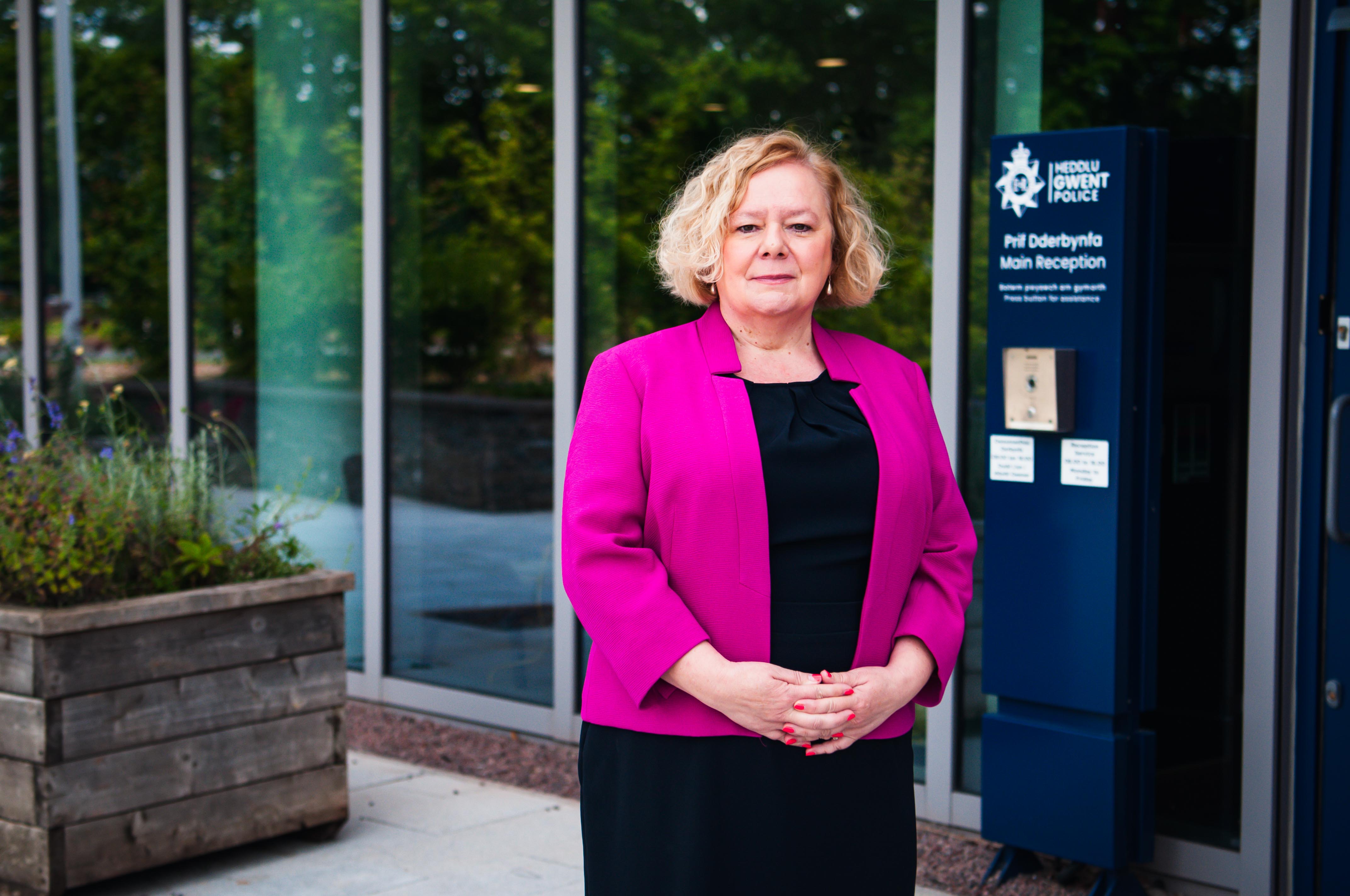 Commissioner outside HQ 