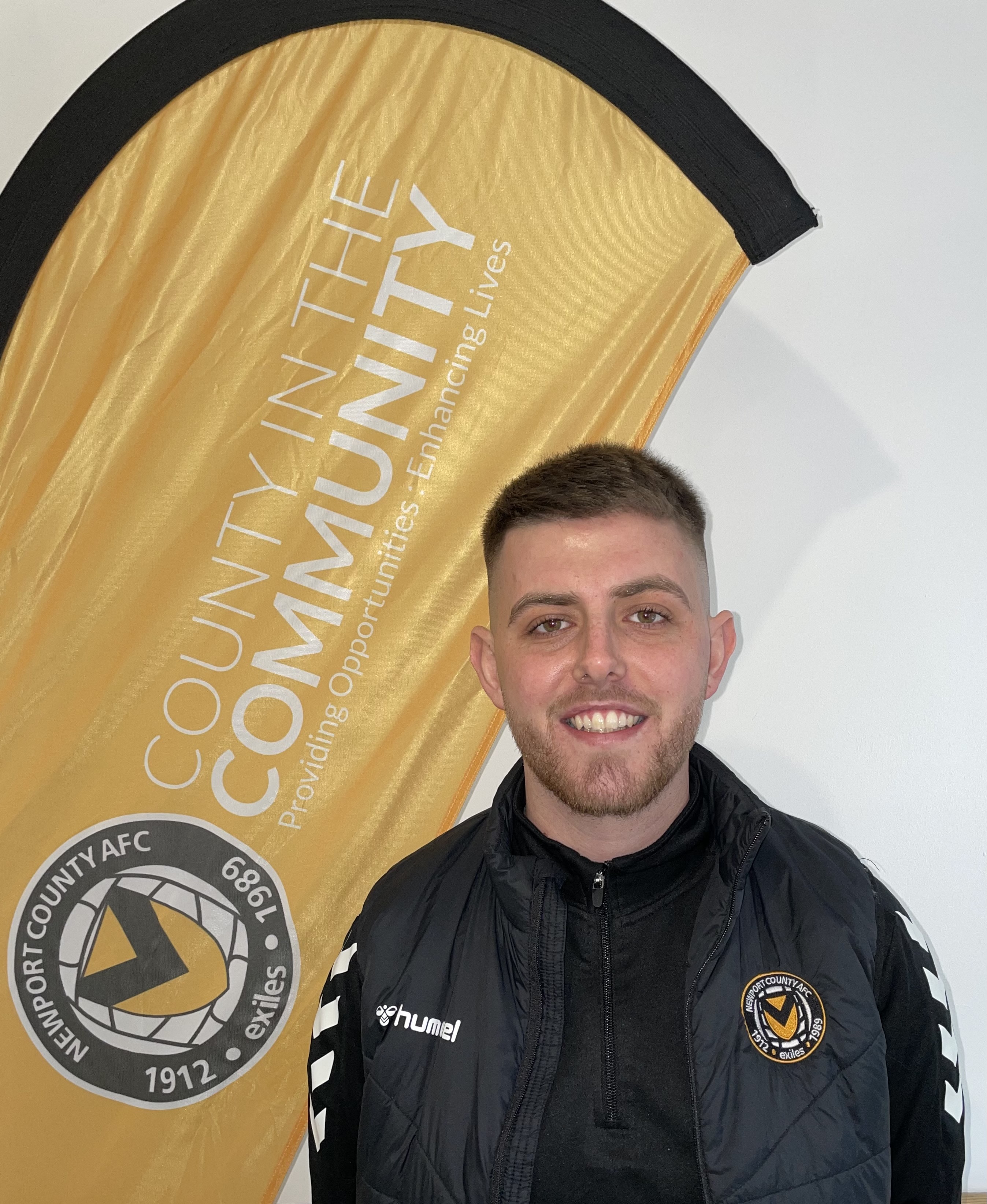 Liam Jenkins o Gasnewydd Fyw