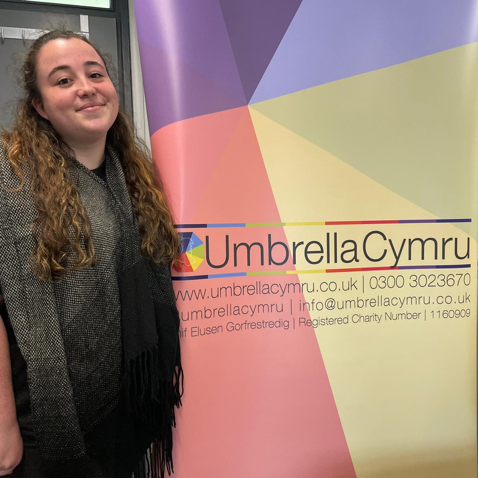 Carys o Umbrella Cymru