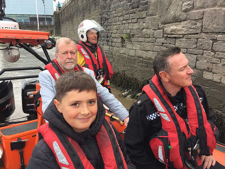 Police And Crime Commissioner Backs Local Life Boat Crew